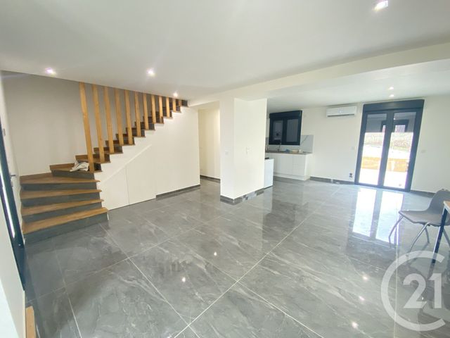 Maison &agrave; louer - 4 pi&egrave;ces - 118,10 m2 - Crosne - 91 - ILE-DE-FRANCE