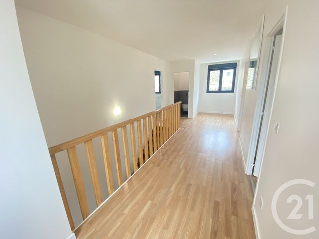 Maison &agrave; louer - 4 pi&egrave;ces - 118,10 m2 - Crosne - 91 - ILE-DE-FRANCE