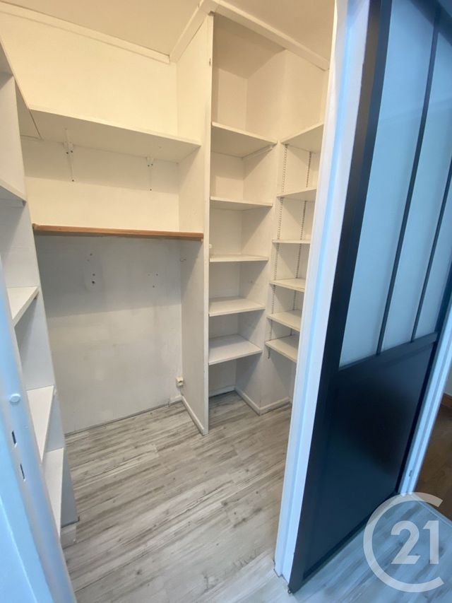 Appartement F4 &agrave; louer - 4 pi&egrave;ces - 75,38 m2 - Combs La Ville - 77 - ILE-DE-FRANCE