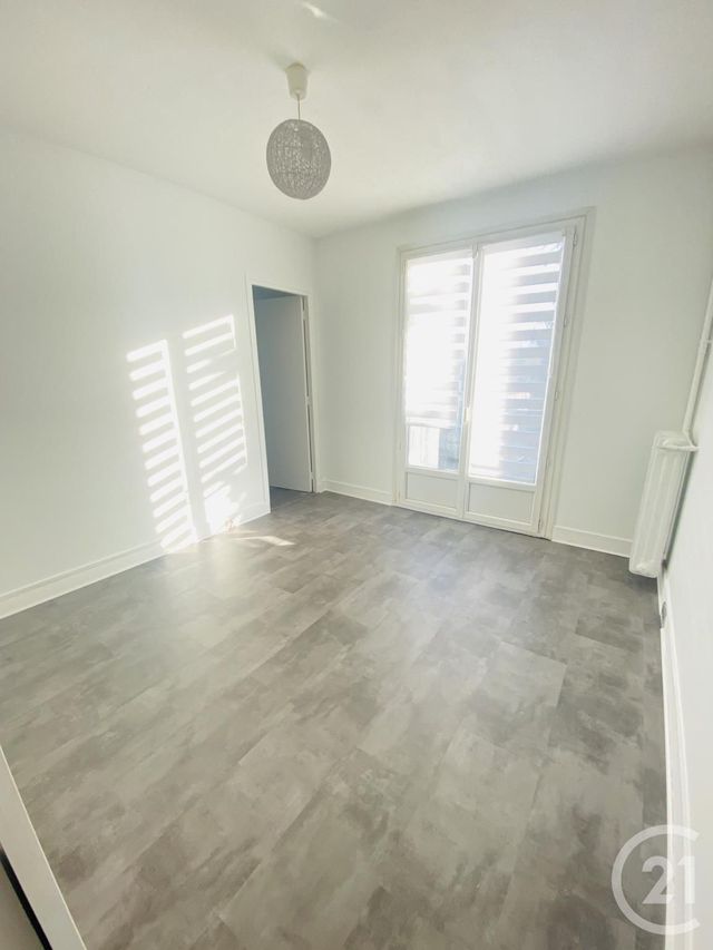 Appartement F2 &agrave; louer - 2 pi&egrave;ces - 44,77 m2 - Brunoy - 91 - ILE-DE-FRANCE