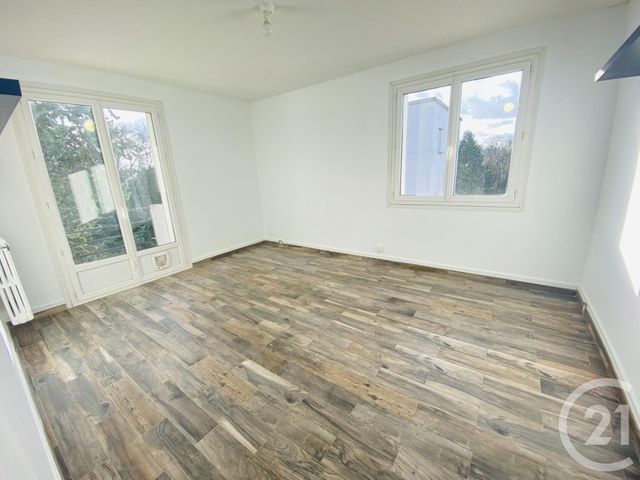 Appartement F2 &agrave; louer - 2 pi&egrave;ces - 44,77 m2 - Brunoy - 91 - ILE-DE-FRANCE