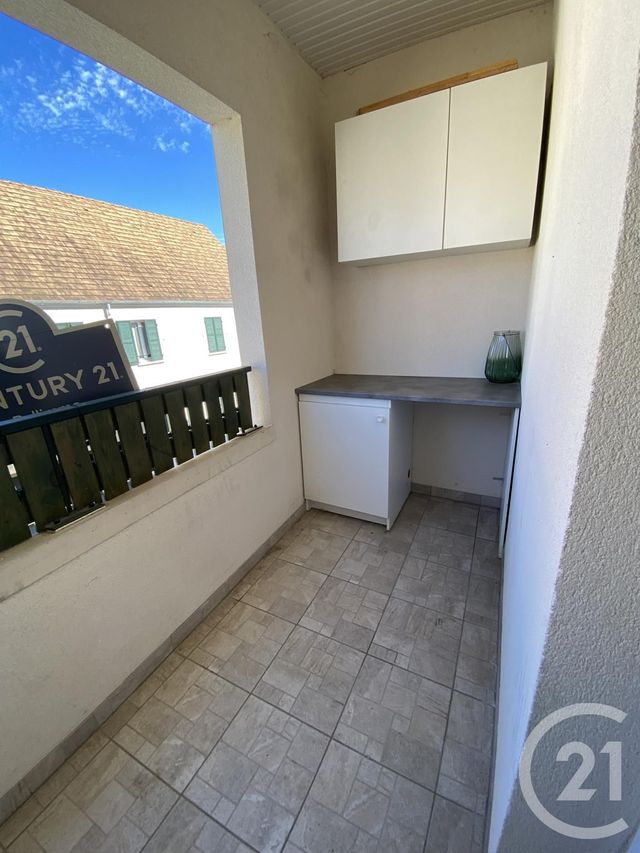 Appartement F2 &agrave; louer - 2 pi&egrave;ces - 40,71 m2 - Lieusaint - 77 - ILE-DE-FRANCE