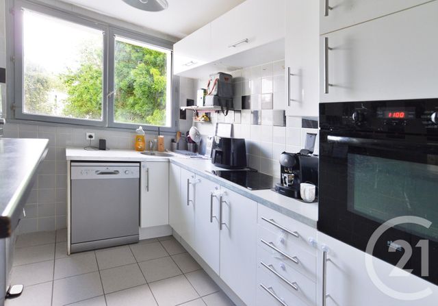 Appartement F4 &agrave; vendre - 4 pi&egrave;ces - 69 m2 - Crosne - 91 - ILE-DE-FRANCE
