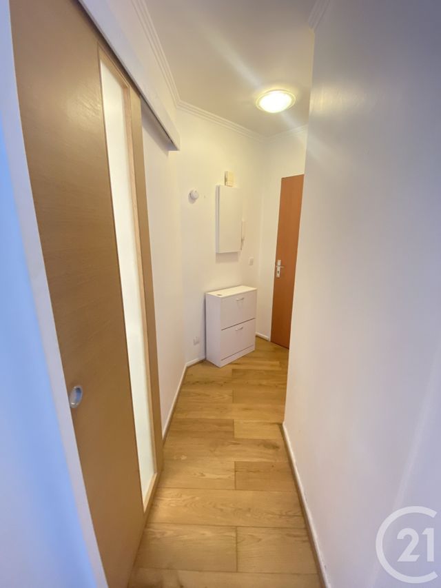 Appartement F1 &agrave; louer - 1 pi&egrave;ce - 27,69 m2 - Yerres - 91 - ILE-DE-FRANCE