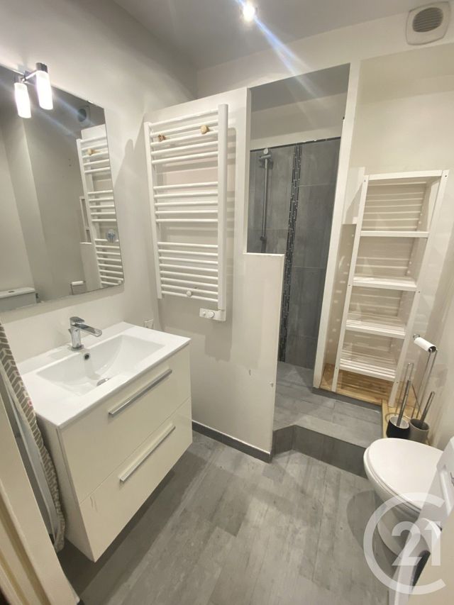 Appartement F1 &agrave; louer - 1 pi&egrave;ce - 27,69 m2 - Yerres - 91 - ILE-DE-FRANCE