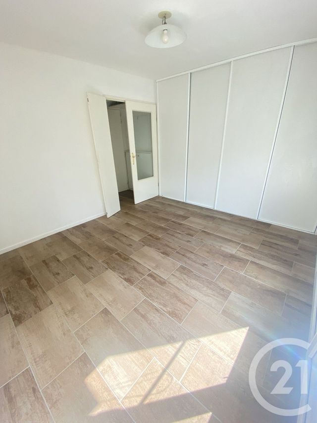 Appartement F1 &agrave; louer - 1 pi&egrave;ce - 22,27 m2 - Montgeron - 91 - ILE-DE-FRANCE