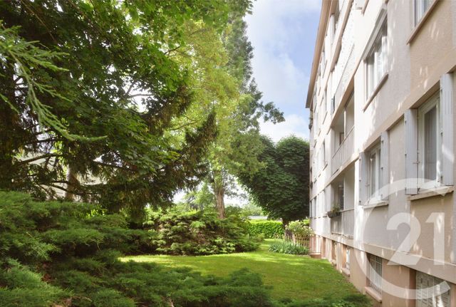 Appartement F4 &agrave; vendre - 4 pi&egrave;ces - 65,68 m2 - Crosne - 91 - ILE-DE-FRANCE