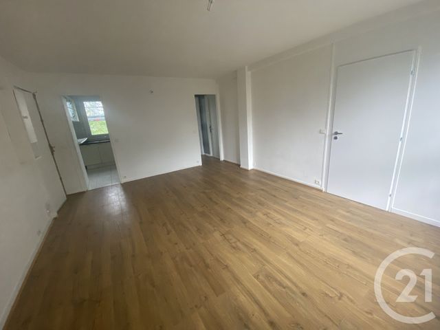 Appartement F3 &agrave; louer - 3 pi&egrave;ces - 55,05 m2 - Brunoy - 91 - ILE-DE-FRANCE