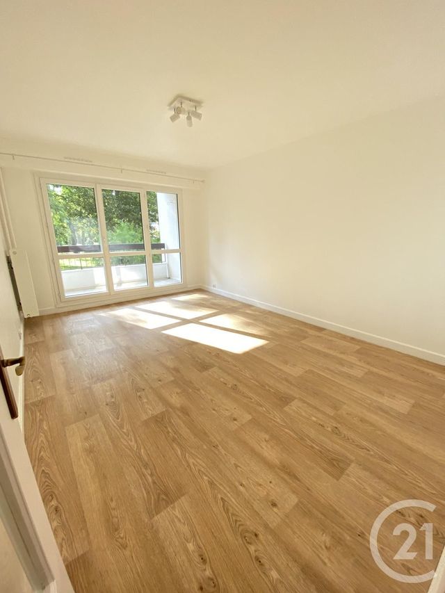 Appartement F2 &agrave; louer - 2 pi&egrave;ces - 53 m2 - Yerres - 91 - ILE-DE-FRANCE