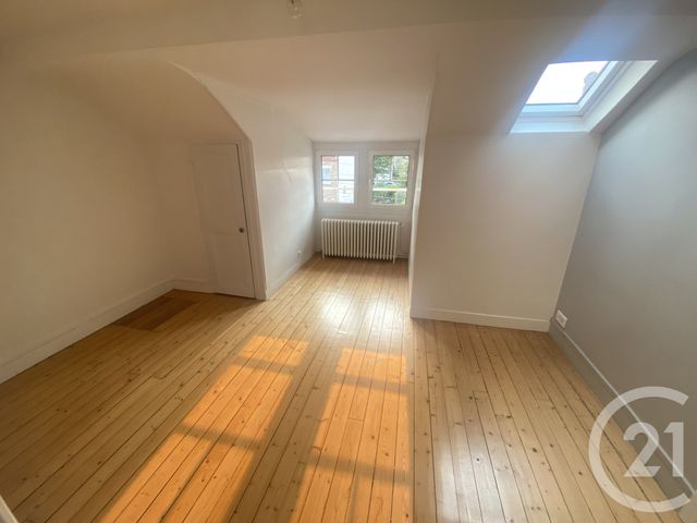 Maison &agrave; louer - 7 pi&egrave;ces - 170,42 m2 - Montgeron - 91 - ILE-DE-FRANCE