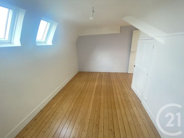 Maison &agrave; louer - 7 pi&egrave;ces - 170,42 m2 - Montgeron - 91 - ILE-DE-FRANCE