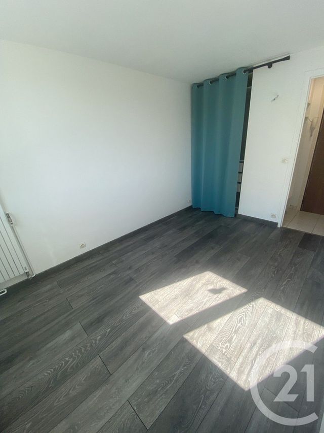 Appartement F4 &agrave; louer - 4 pi&egrave;ces - 68,23 m2 - Brunoy - 91 - ILE-DE-FRANCE