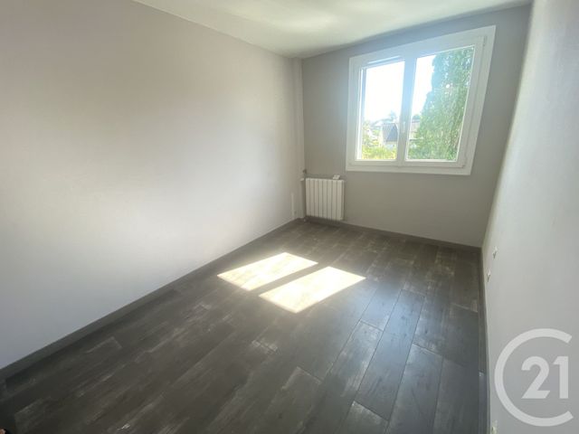 Appartement F4 &agrave; louer - 4 pi&egrave;ces - 68,23 m2 - Brunoy - 91 - ILE-DE-FRANCE