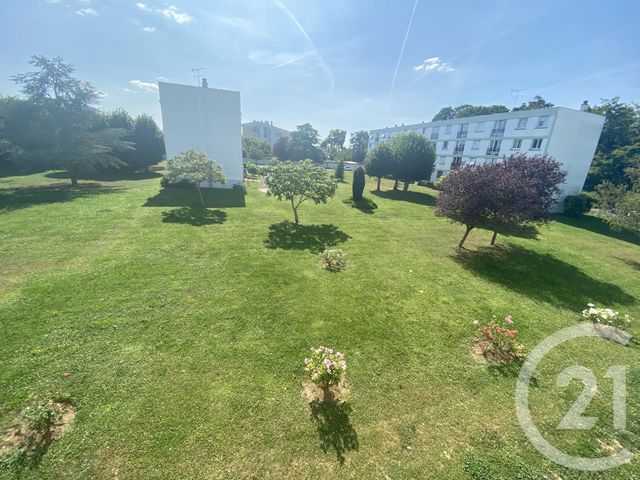 Appartement F4 &agrave; louer - 4 pi&egrave;ces - 65,84 m2 - Brunoy - 91 - ILE-DE-FRANCE