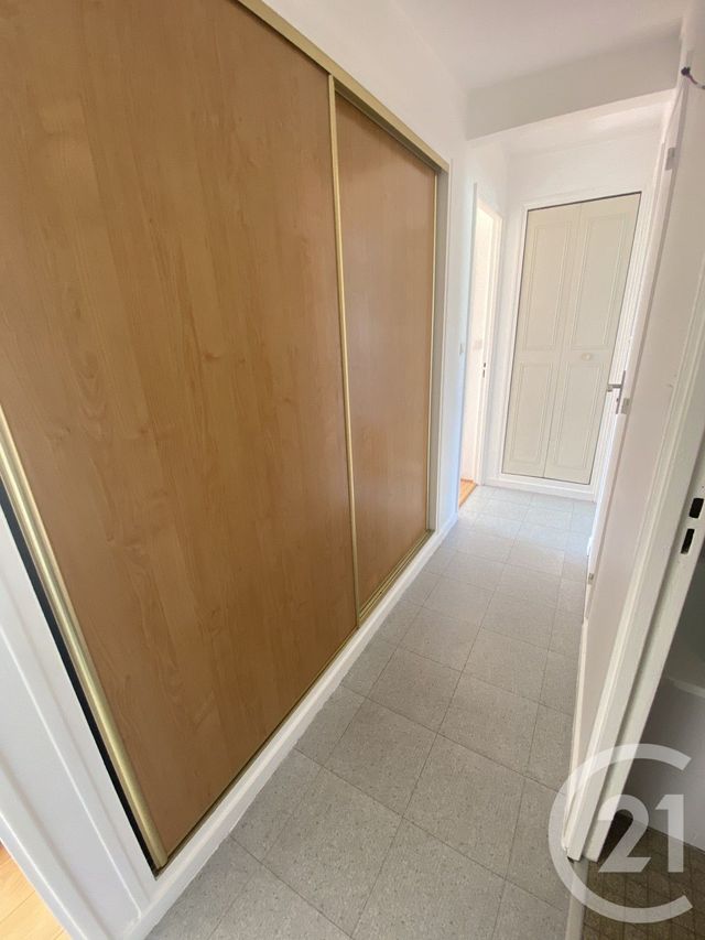 Appartement F4 &agrave; louer - 4 pi&egrave;ces - 65,84 m2 - Brunoy - 91 - ILE-DE-FRANCE