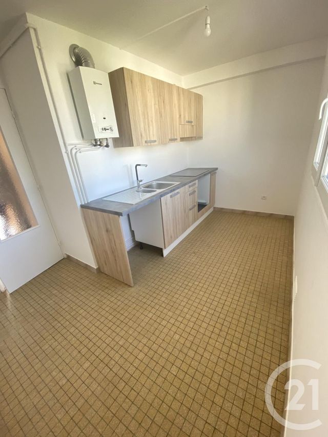 Appartement F4 &agrave; louer - 4 pi&egrave;ces - 65,84 m2 - Brunoy - 91 - ILE-DE-FRANCE