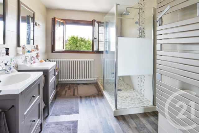 Maison &agrave; vendre - 8 pi&egrave;ces - 160 m2 - Crosne - 91 - ILE-DE-FRANCE