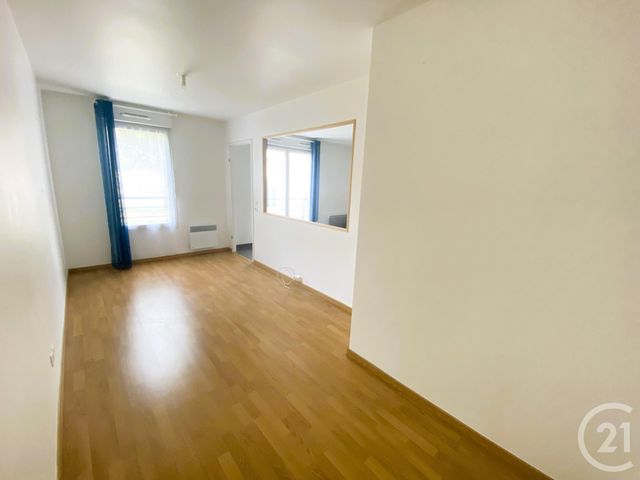 Appartement F3 &agrave; louer - 3 pi&egrave;ces - 56,22 m2 - Vigneux Sur Seine - 91 - ILE-DE-FRANCE