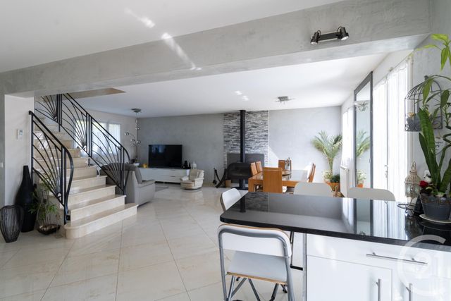 Maison &agrave; vendre - 5 pi&egrave;ces - 230 m2 - Yerres - 91 - ILE-DE-FRANCE