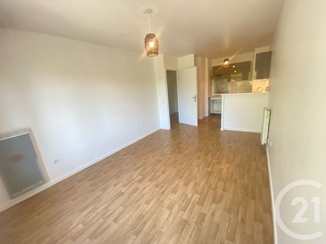 Appartement F2 &agrave; louer - 2 pi&egrave;ces - 40,83 m2 - Yerres - 91 - ILE-DE-FRANCE