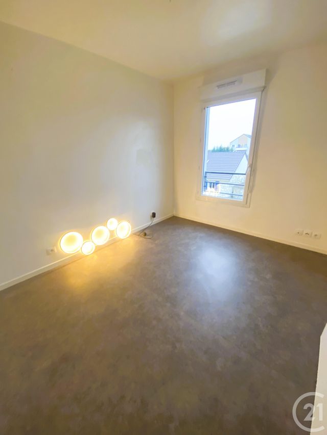 Appartement F2 &agrave; louer - 2 pi&egrave;ces - 37,07 m2 - Quincy Sous Senart - 91 - ILE-DE-FRANCE