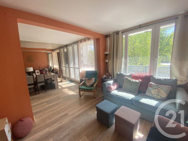 Appartement F3 &agrave; louer - 3 pi&egrave;ces - 63,45 m2 - Crosne - 91 - ILE-DE-FRANCE