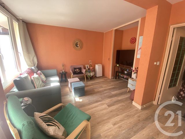 Appartement F3 &agrave; louer - 3 pi&egrave;ces - 63,45 m2 - Crosne - 91 - ILE-DE-FRANCE