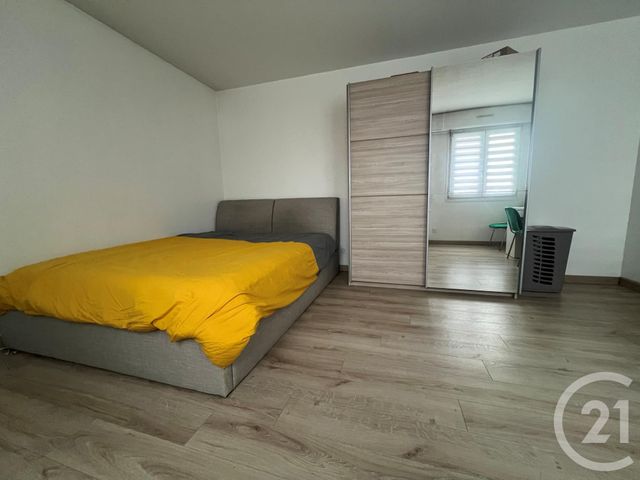 Appartement Chambre &agrave; louer - 1 pi&egrave;ce - 18 m2 - Ostwald - 67 - ALSACE