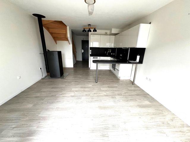 Maison &agrave; louer - 3 pi&egrave;ces - 61,23 m2 - Lingolsheim - 67 - ALSACE