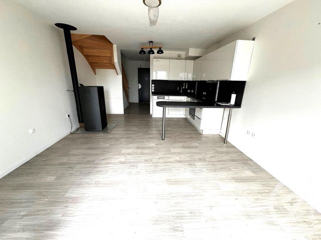 Appartement Duplex &agrave; louer - 3 pi&egrave;ces - 61,23 m2 - Lingolsheim - 67 - ALSACE