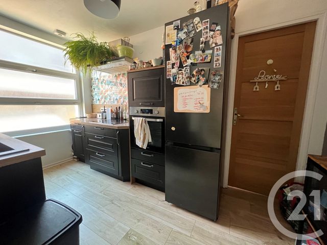 Appartement F3 &agrave; louer - 4 pi&egrave;ces - 81 m2 - Schiltigheim - 67 - ALSACE