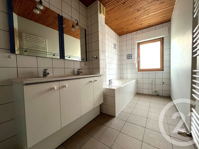 Appartement F5 &agrave; louer - 5 pi&egrave;ces - 95,05 m2 - Eckbolsheim - 67 - ALSACE