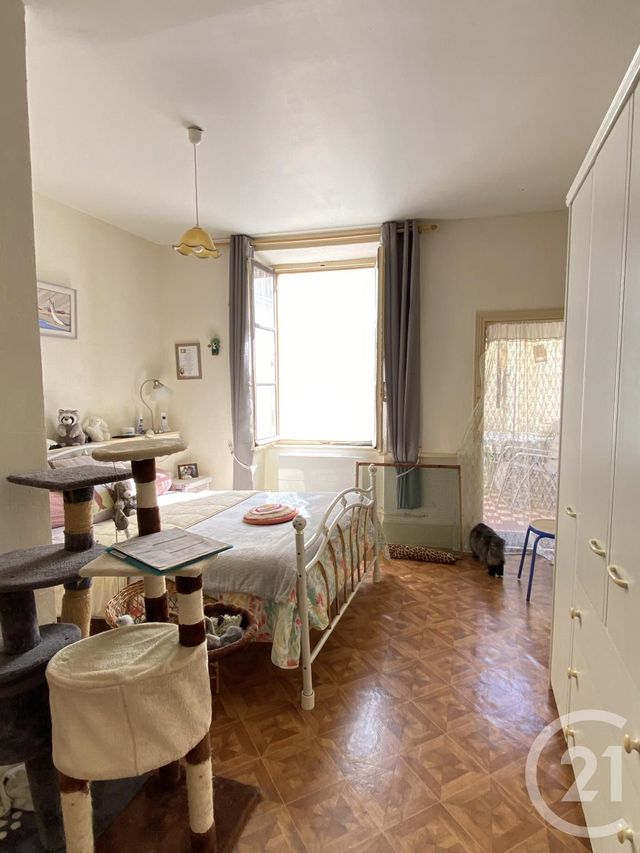 Maison à vendre - 6 pièces - 172 m2 - St Pierre Le Moutier - 58 - BOURGOGNE