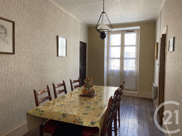 Maison à vendre - 6 pièces - 172 m2 - St Pierre Le Moutier - 58 - BOURGOGNE