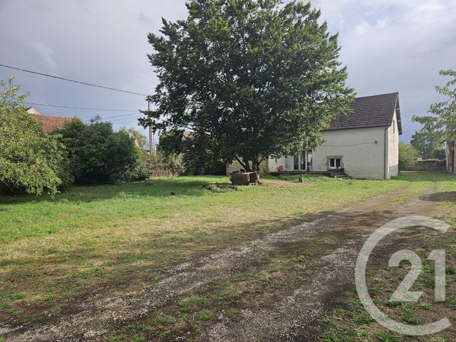 Maison à vendre - 6 pièces - 155 m2 - Mornay Berry - 18 - CENTRE