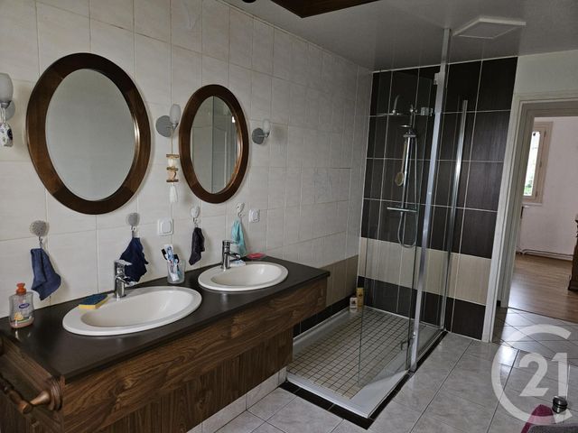 Maison à vendre - 7 pièces - 165 m2 - St Pierre Le Moutier - 58 - BOURGOGNE