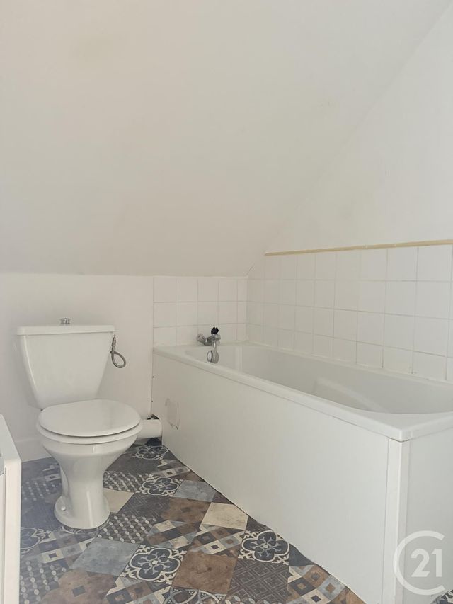 Appartement F1 à vendre - 2 pièces - 32,69 m2 - Decize - 58 - BOURGOGNE