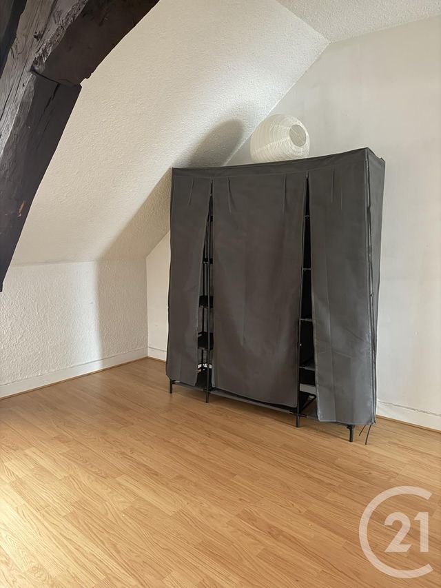 Appartement F1 à vendre - 2 pièces - 32,69 m2 - Decize - 58 - BOURGOGNE