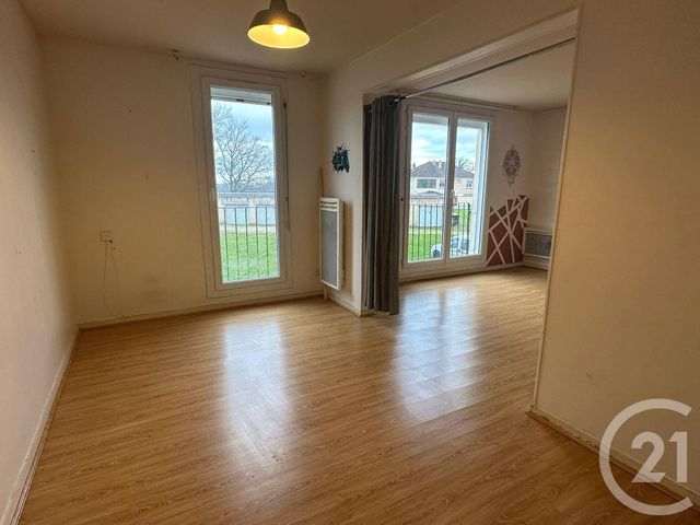 Appartement F3 &agrave; vendre - 3 pi&egrave;ces - 73,30 m2 - Cercy La Tour - 58 - BOURGOGNE