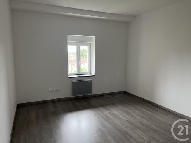 Appartement F4 &agrave; louer - 4 pi&egrave;ces - 89,40 m2 - La Machine - 58 - BOURGOGNE