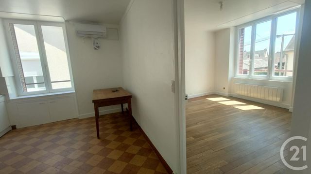 Appartement à louer ST SAULGE