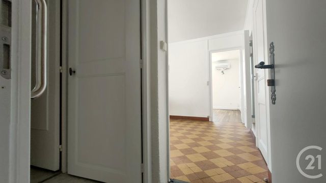 Appartement &agrave; louer - 3 pi&egrave;ces - 74,40 m2 - St Saulge - 58 - BOURGOGNE