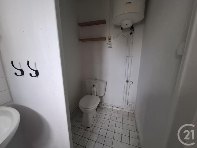Maison &agrave; louer - 3 pi&egrave;ces - 56,02 m2 - Trois Vevres - 58 - BOURGOGNE