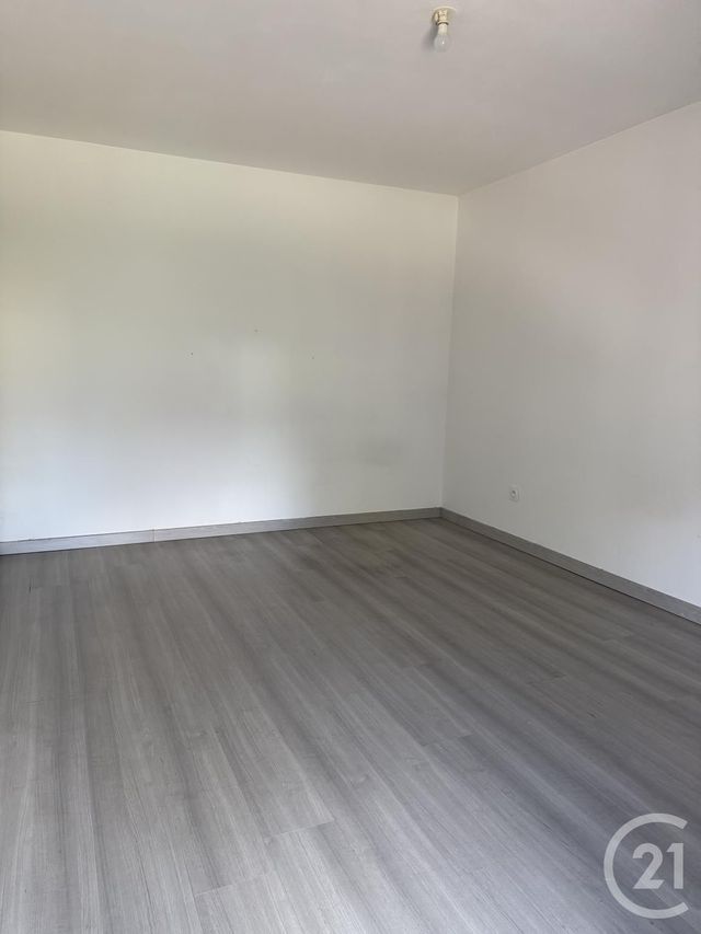 Appartement F2 &agrave; louer - 3 pi&egrave;ces - 54,54 m2 - La Machine - 58 - BOURGOGNE