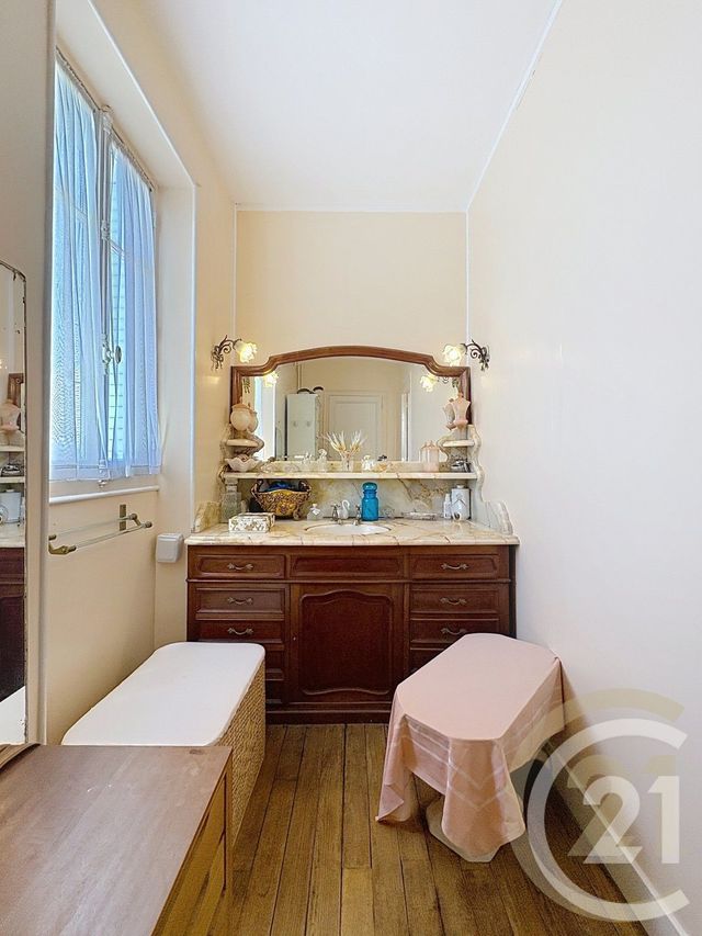 Maison &agrave; vendre - 8 pi&egrave;ces - 235,78 m2 - Moret Loing Et Orvanne - 77 - ILE-DE-FRANCE