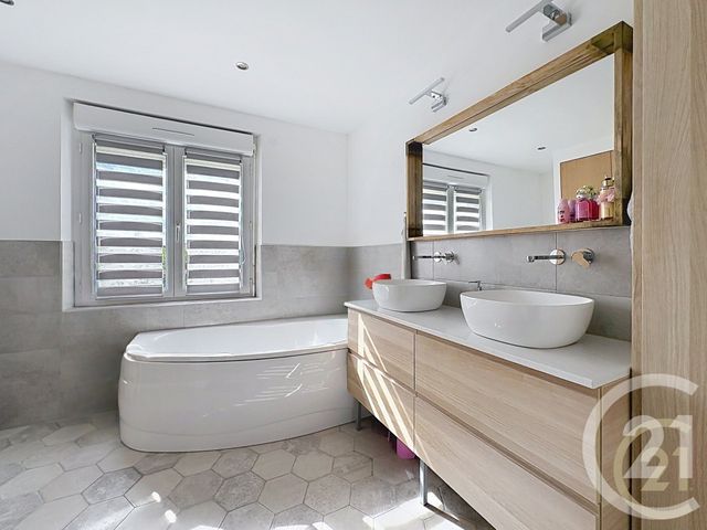 Maison &agrave; vendre - 5 pi&egrave;ces - 105,72 m2 - Montigny Sur Loing - 77 - ILE-DE-FRANCE