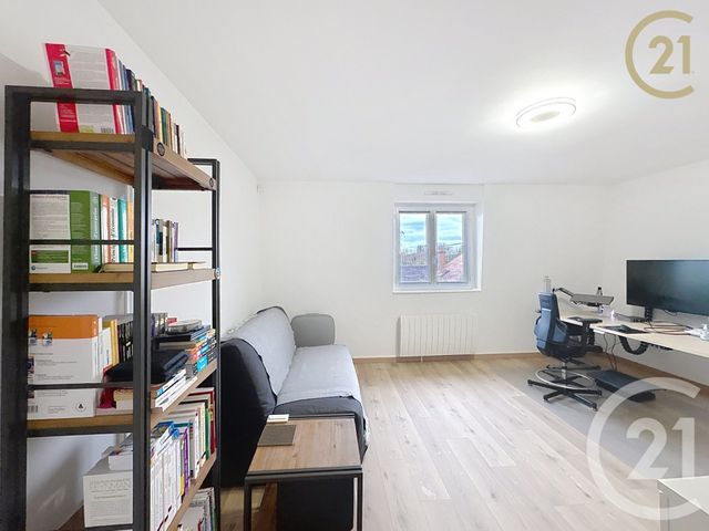 Appartement Studio &agrave; vendre - 1 pi&egrave;ce - 30,41 m2 - Moret Loing Et Orvanne - 77 - ILE-DE-FRANCE
