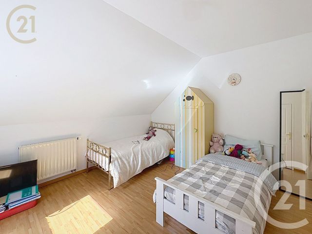 Maison à vendre - 9 pièces - 143,99 m2 - Moret Loing Et Orvanne - 77 - ILE-DE-FRANCE