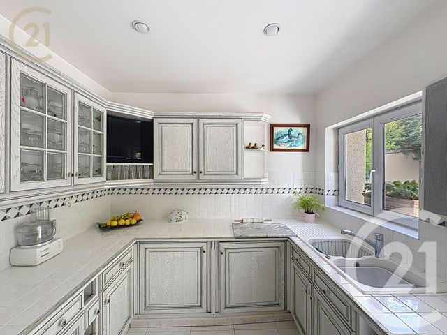 Maison &agrave; vendre - 6 pi&egrave;ces - 211,25 m2 - Moret Loing Et Orvanne - 77 - ILE-DE-FRANCE