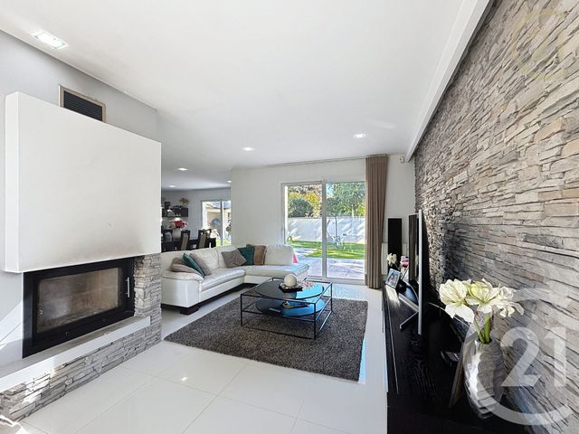 Maison à vendre - 7 pièces - 148,40 m2 - St Sauveur Sur Ecole - 77 - ILE-DE-FRANCE